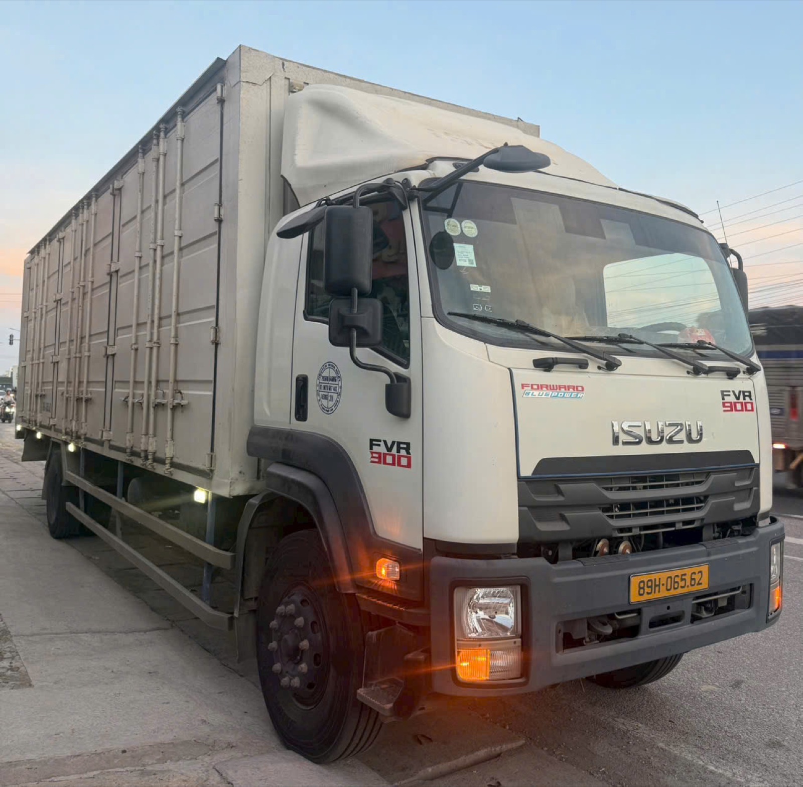 Xe tải Đông Thắng Phát đang sẵn sàng vận chuyển